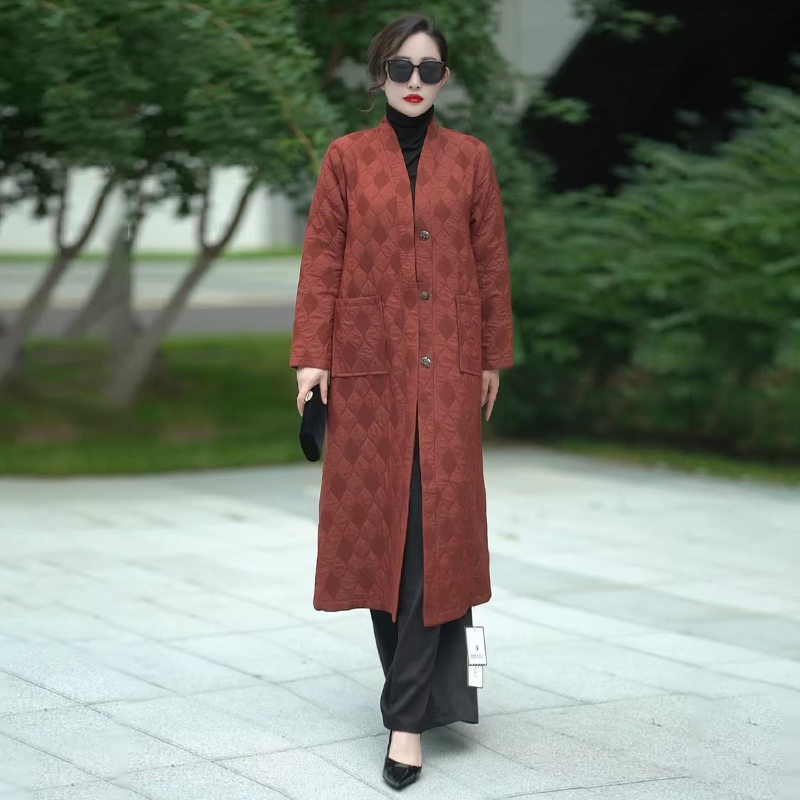 秋冬新款气质大衣宽松大码显瘦复古提花纯色中长款夹棉风衣外套女