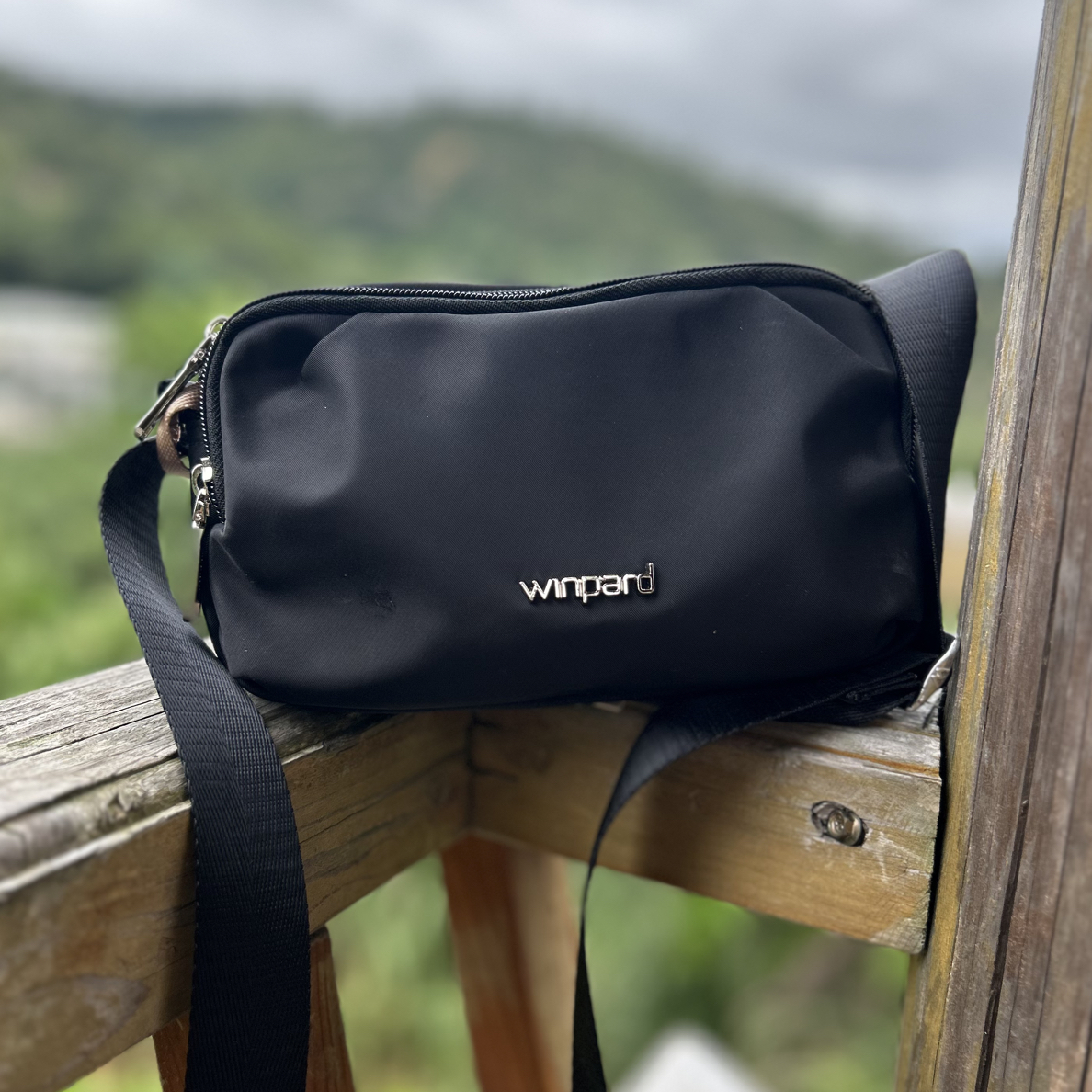 正品威豹潮流时尚单肩斜挎包运动户外迷你型小包防泼水便携小包袋