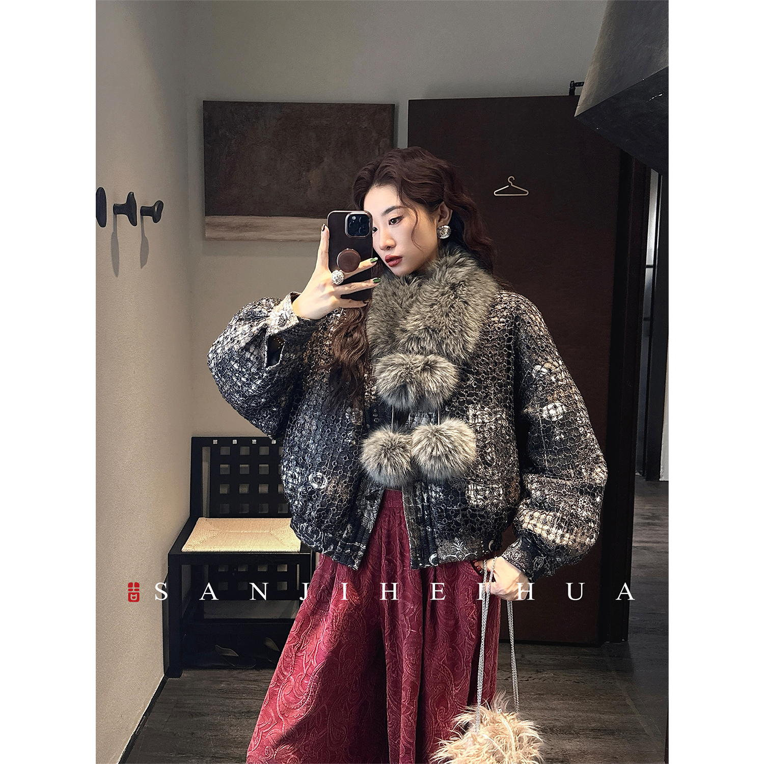 三吉黑花【玲珑阁】新中式刺绣提花鹅绒服巨好看冬装外套90白鹅绒