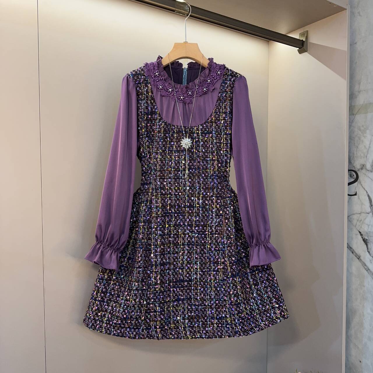 气质优雅小香风洋气百搭2025早秋重工钉珠亮片工艺显瘦连衣裙6199