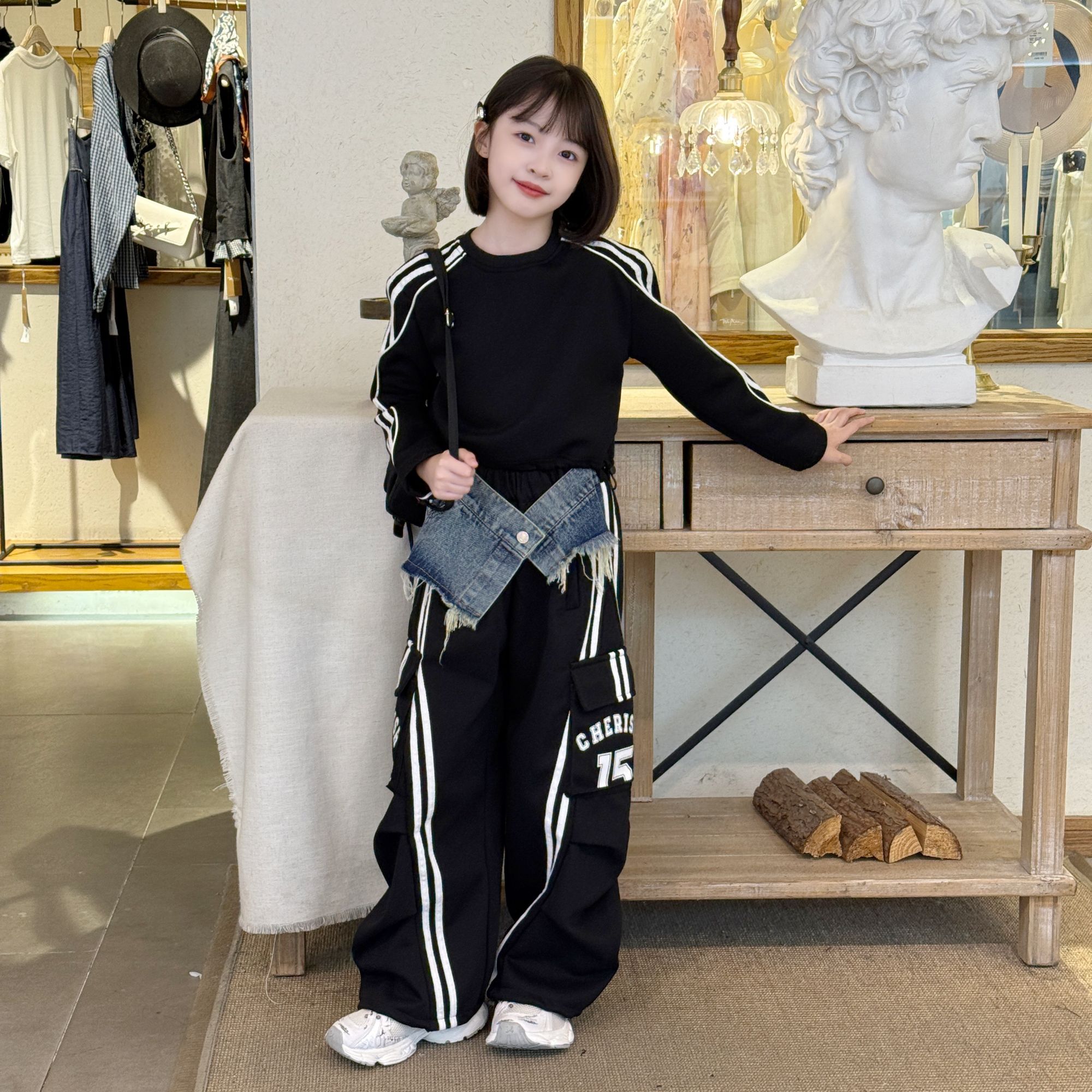 女大童街舞爵士舞套装春秋2025新款洋气织带拼接拉条潮酷工装裤子