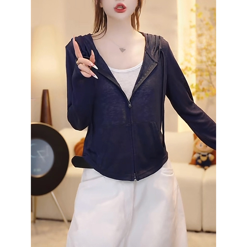 高级感连帽短款外套女夏季新款气质修身显瘦拉链防晒衣开衫上衣