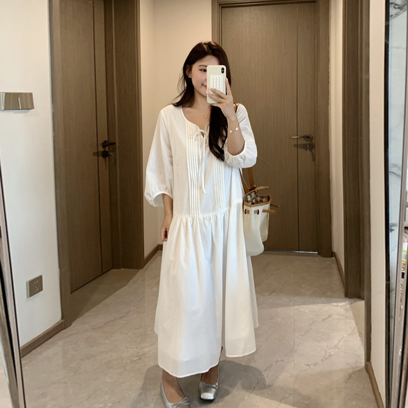 白月光/春秋新大码女减领宽松系带连衣裙遮肚显瘦法式度假风长裙