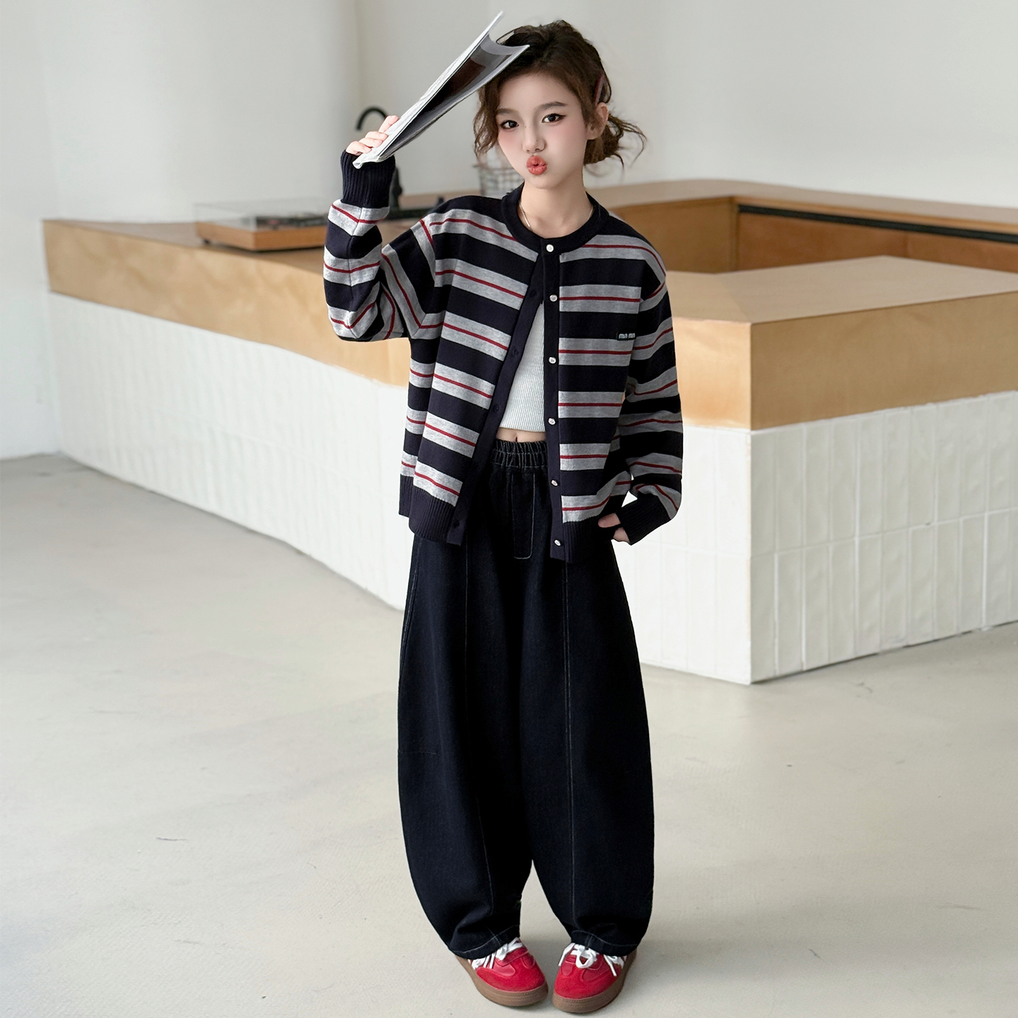 女童套装春秋2025新款儿童秋季开衫毛衣弯刀裤韩版潮酷穿搭两件套