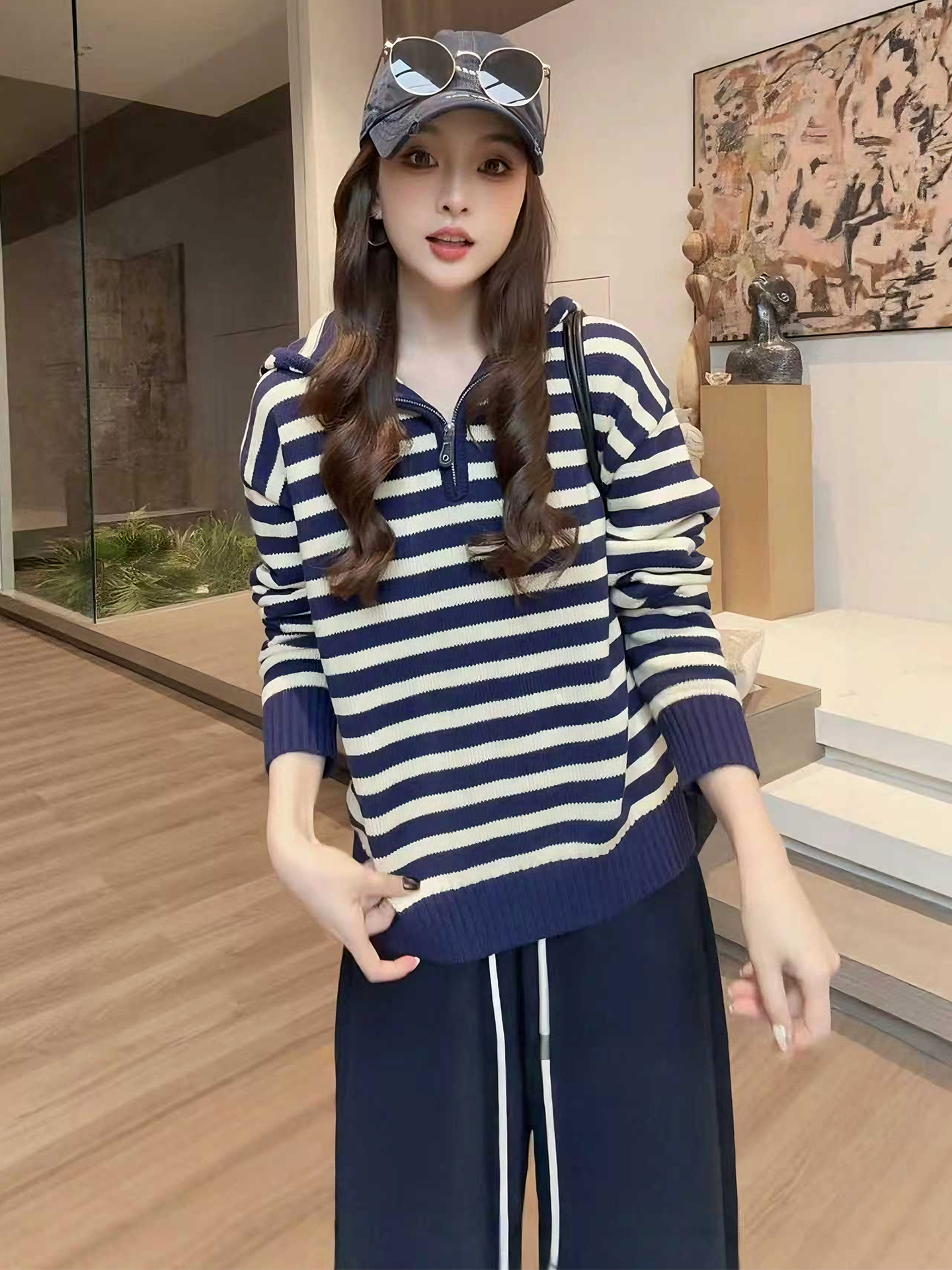 网红条纹连帽长袖毛衣针织衫秋装女款2025新款早秋慵懒风宽松上衣