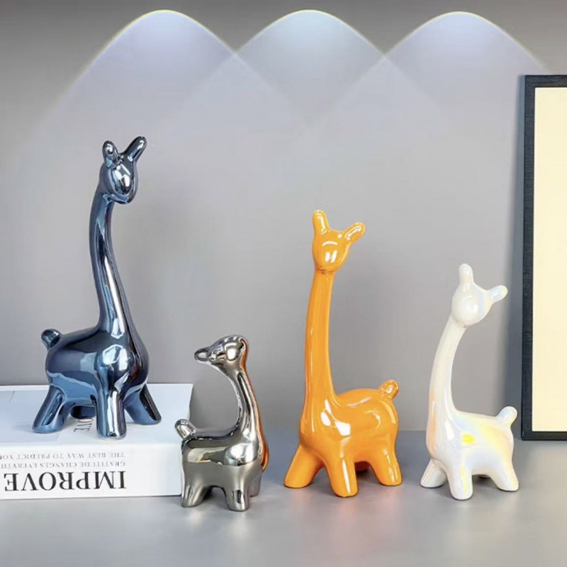 炫彩陶瓷鹿高端暖居装饰品摆件桌面客厅玄关轻奢家居乔迁礼物摆件