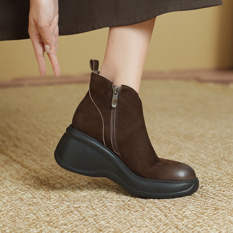 复古厚底坡跟短靴女秋冬真皮V口及踝靴防水台中跟马丁靴圆头增高