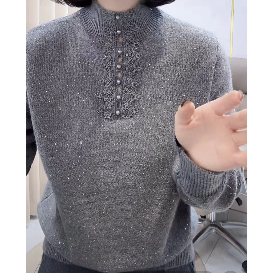 秋冬女士套头蕾丝钉珠亮片时尚洋气百搭显瘦打底保暖毛针织衫