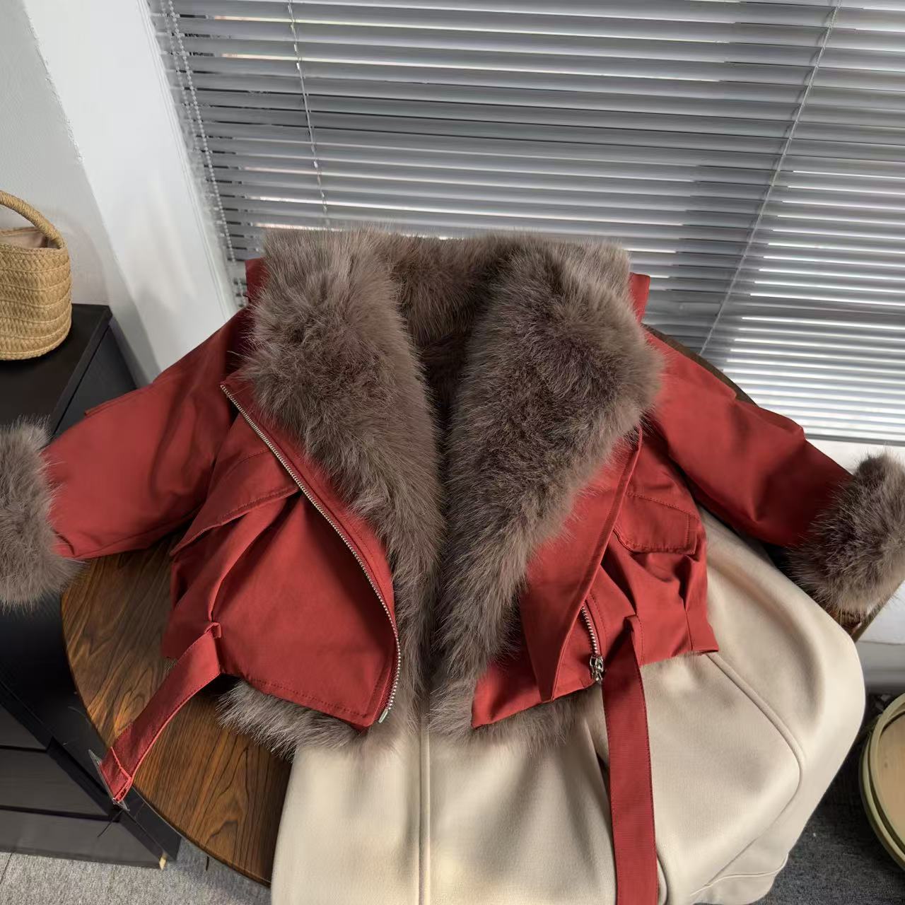 女童冬季毛毛外套加绒加厚2025冬季新款洋气时尚韩版夹克25460