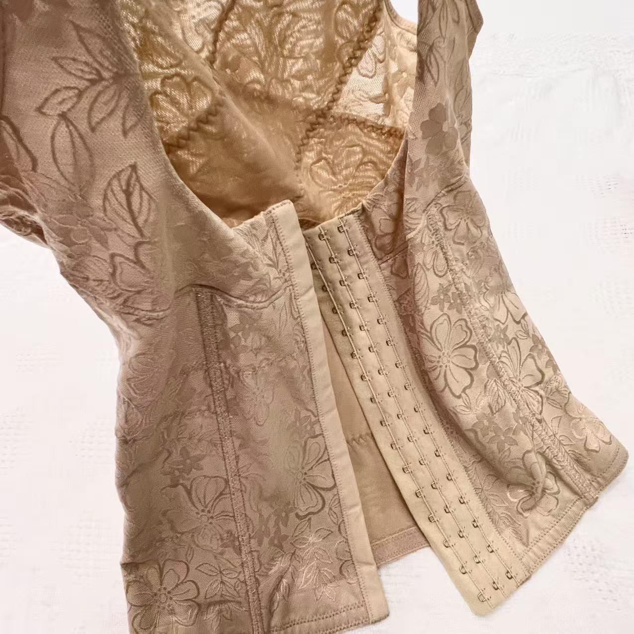 秋冬身材管理器背夹加强收腹束腰美背直背产后恢复塑形收副乳内衣