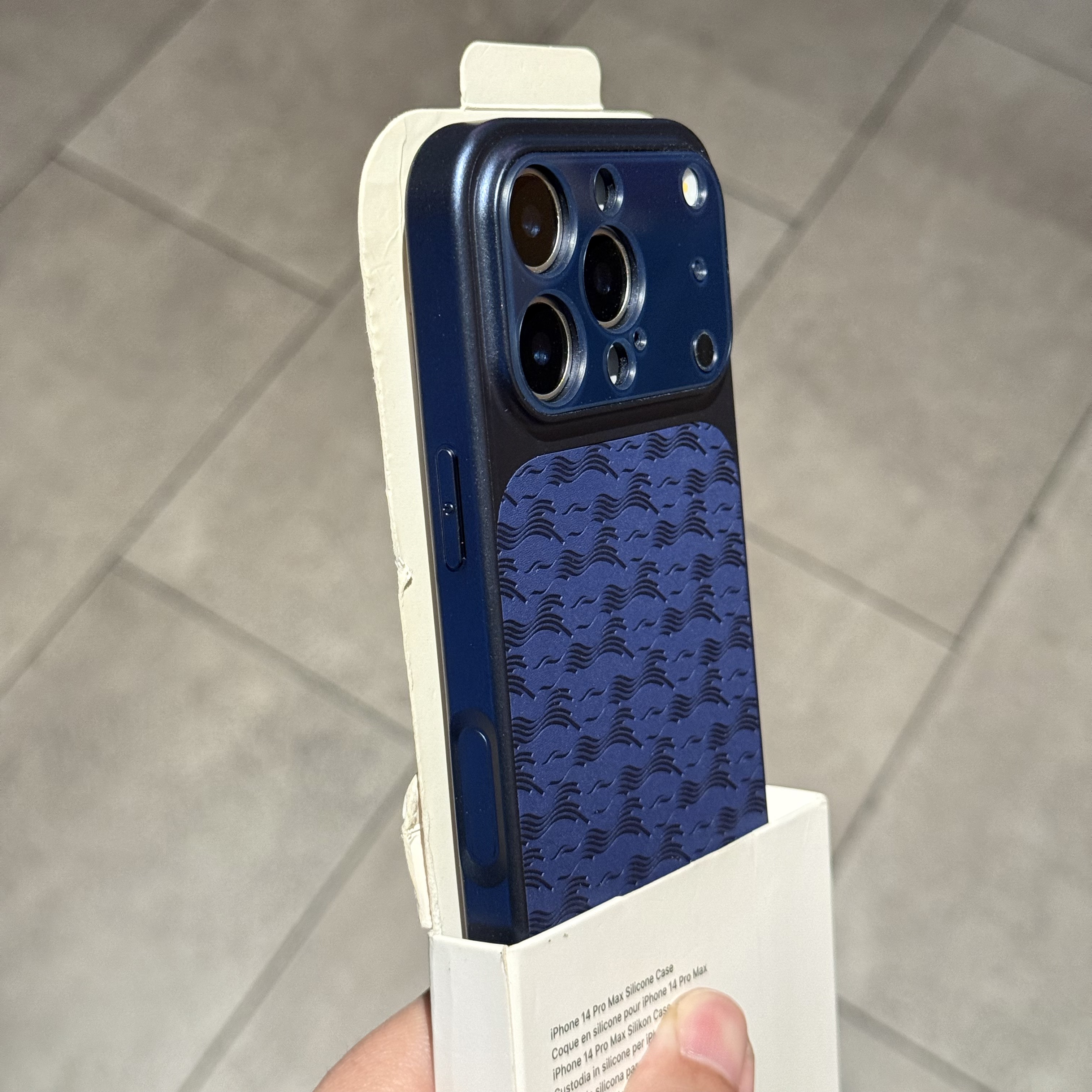 全包大视窗适用苹果17手机壳iPhone16Promax软壳磨砂14防摔13简约