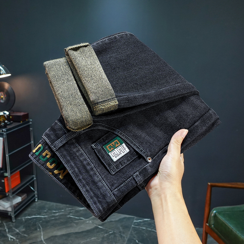 2025高端男士秋季厚款刺绣港版修身时尚百搭潮流修身直筒牛仔裤