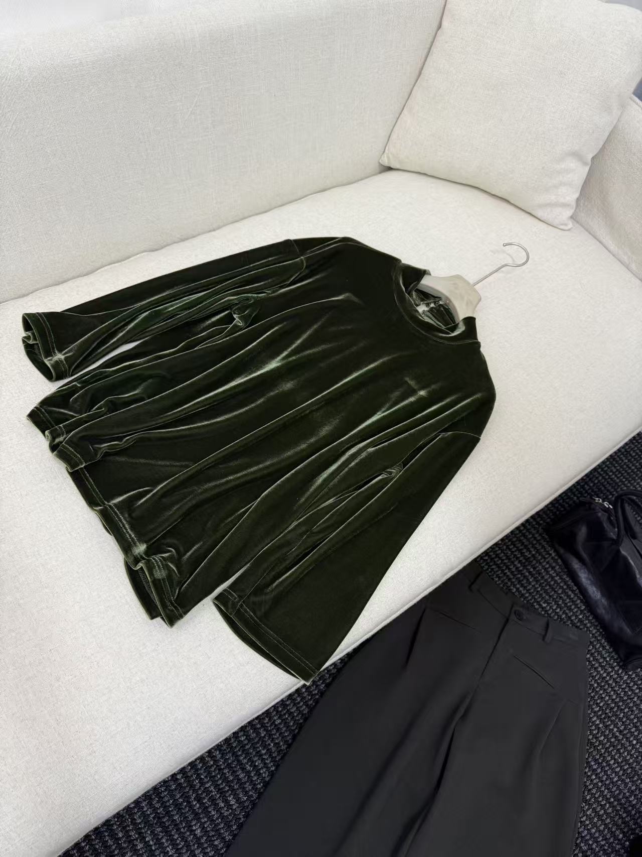 【墨】设计师款秋冬款丝绒中领上衣长袖款墨绿色洋气显气质百搭款