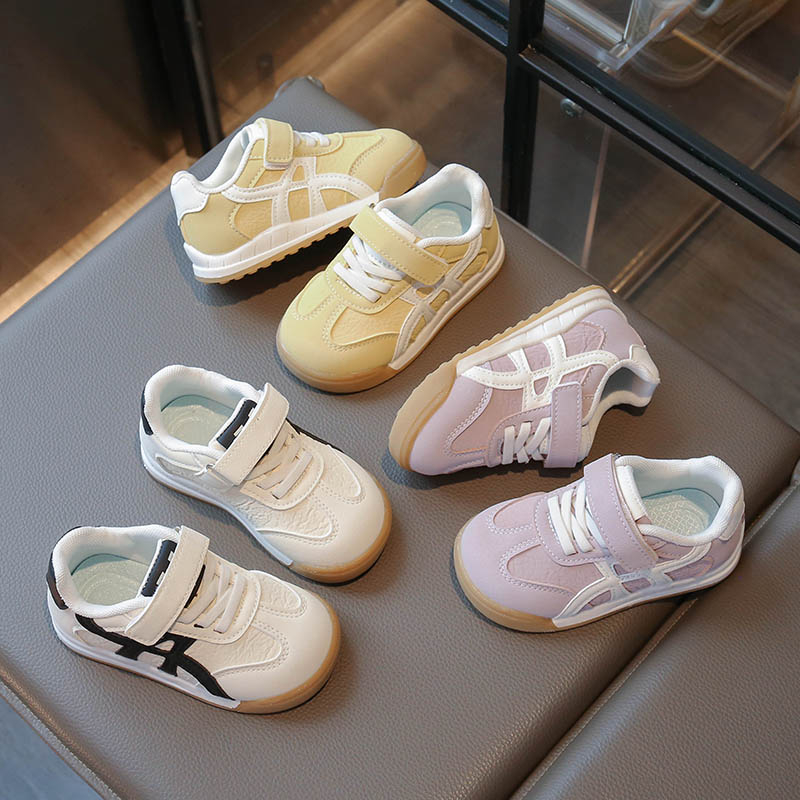 宝宝鞋子魔术贴运动鞋2025春秋款儿童小白鞋女童软底板鞋男宝单鞋