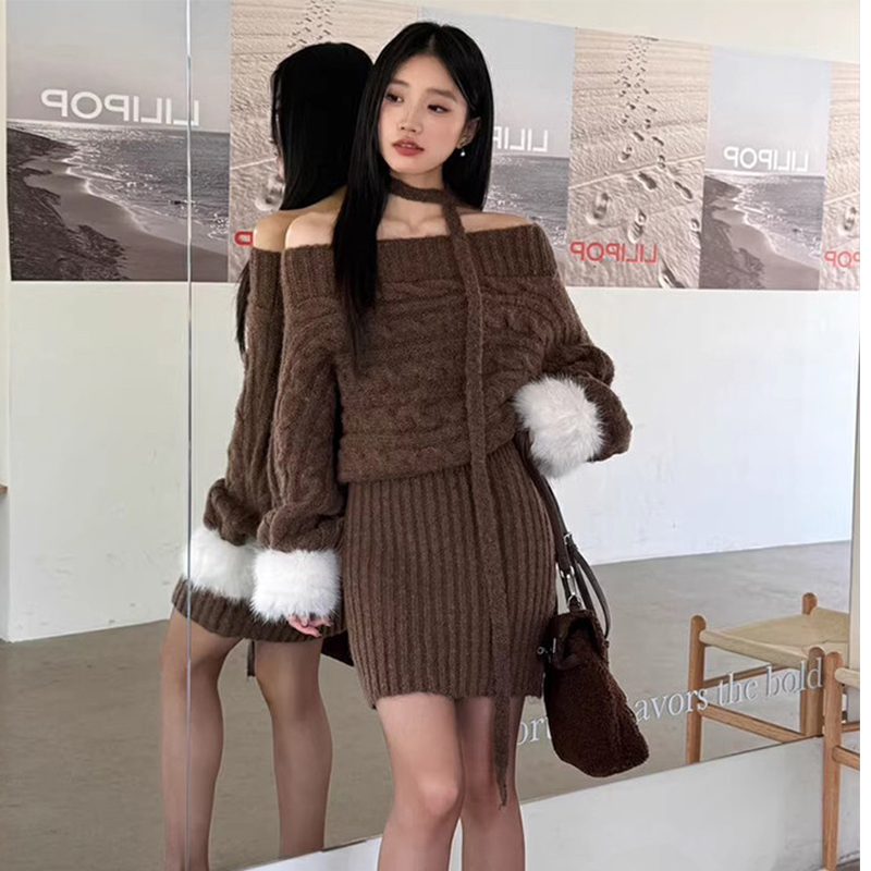 原创版一字领毛毛袖针织包臀显瘦女连衣裙时尚气质露肩2025春秋冬