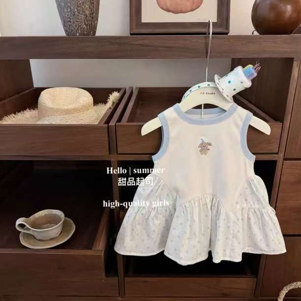 2025夏季新款连衣裙女童撞色甜美风无袖圆点洋气刺绣裙子宝宝休闲