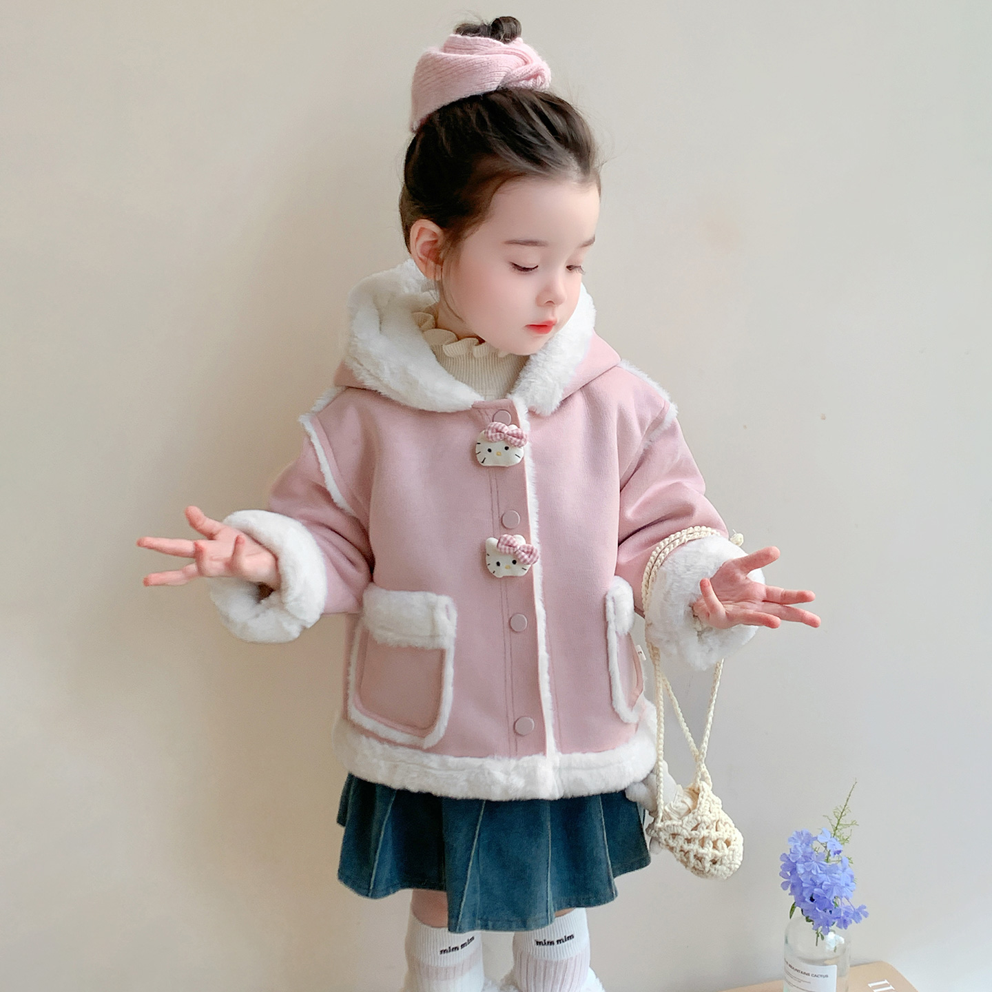 女童外套儿童洋气韩版卡通加绒加厚夹克小女孩宝宝冬装2025新款潮