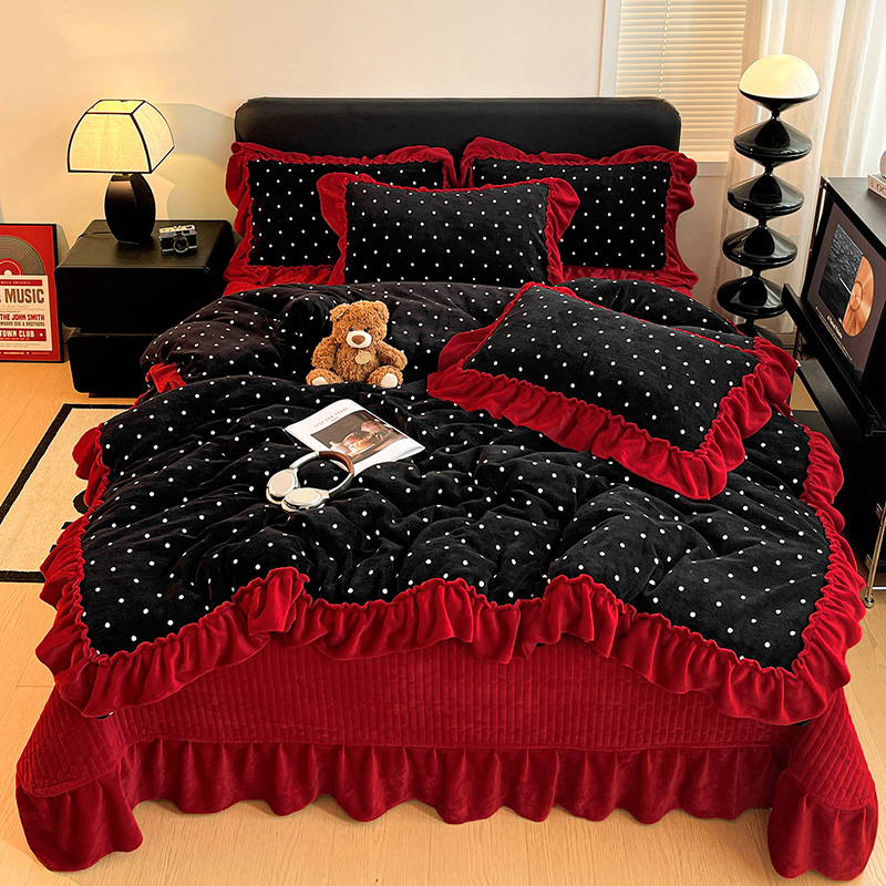 法式大花边冬季加厚牛奶绒床盖款四件套双面加绒被套可机洗无静电