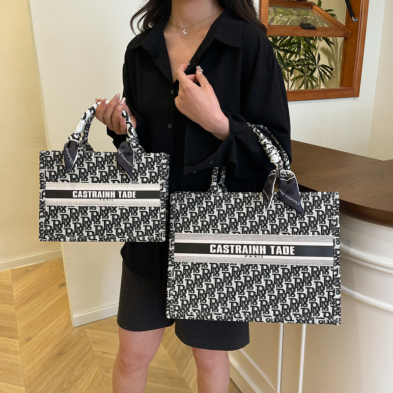 网红ins包包女2025帆布手提托特女包包女包包2025年火爆大容量