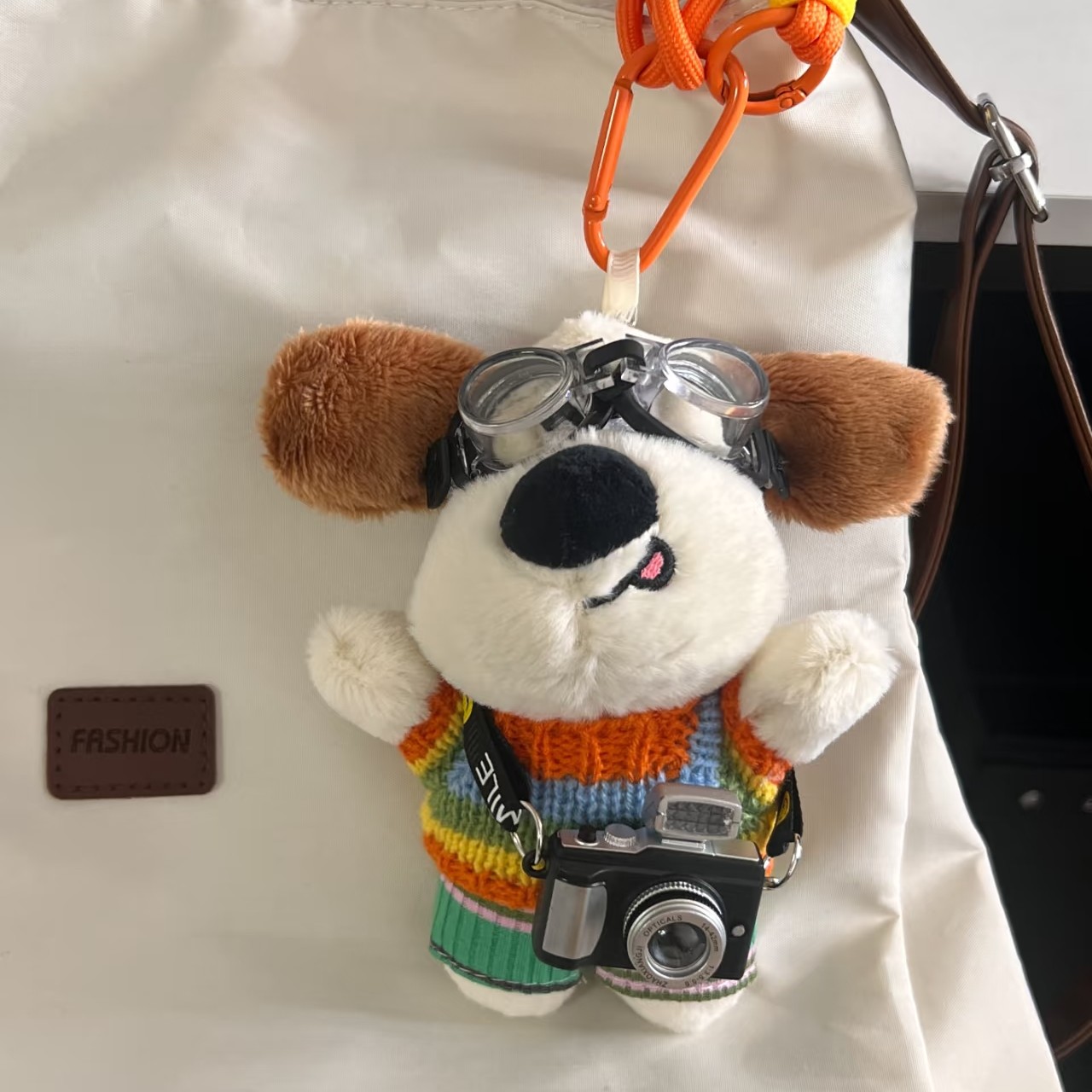 相机飞行狗衣服包包挂件公仔双肩包毛绒玩偶钥匙扣情侣送礼物