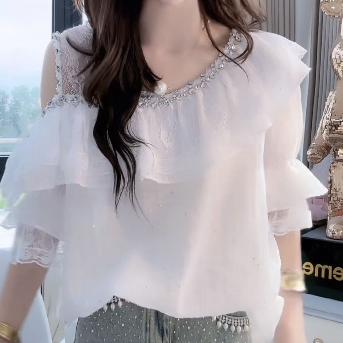 2025夏季新款法式气质时尚百搭蕾丝短袖t恤女洋气减龄显瘦上衣