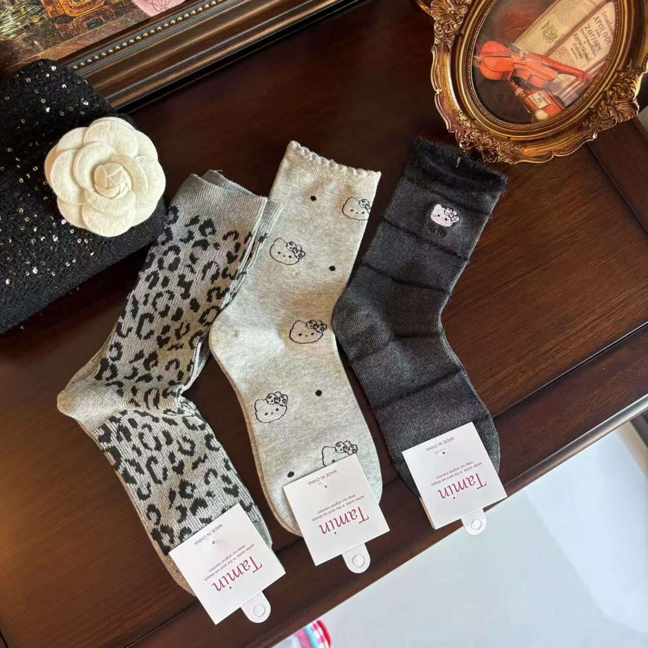 灰色袜子女猫咪豹纹系列2025新品秋款韩国卡通日系可爱百搭女袜棉