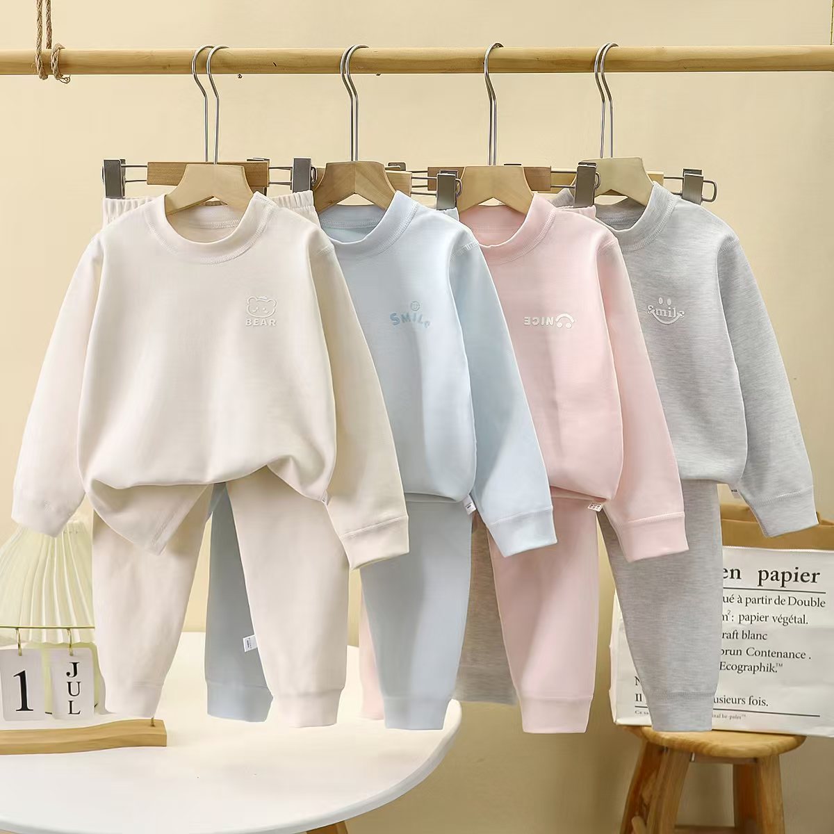 A类300克舒绒棉套装宝宝秋衣裤无骨儿童秋衣秋裤宝宝内衣（标随机）