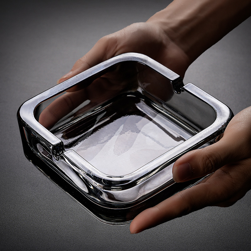玻璃轻奢特大烟缸酒店防飞水晶客厅烟灰缸方形家用高档办公室创意