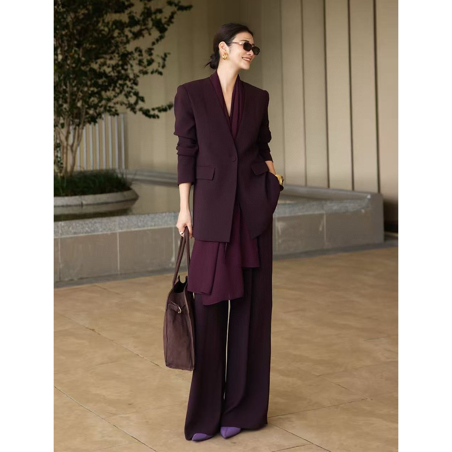 欧美简约气质大牌范宽松一粒扣V领西装阔腿裤套装配长丝巾三件套