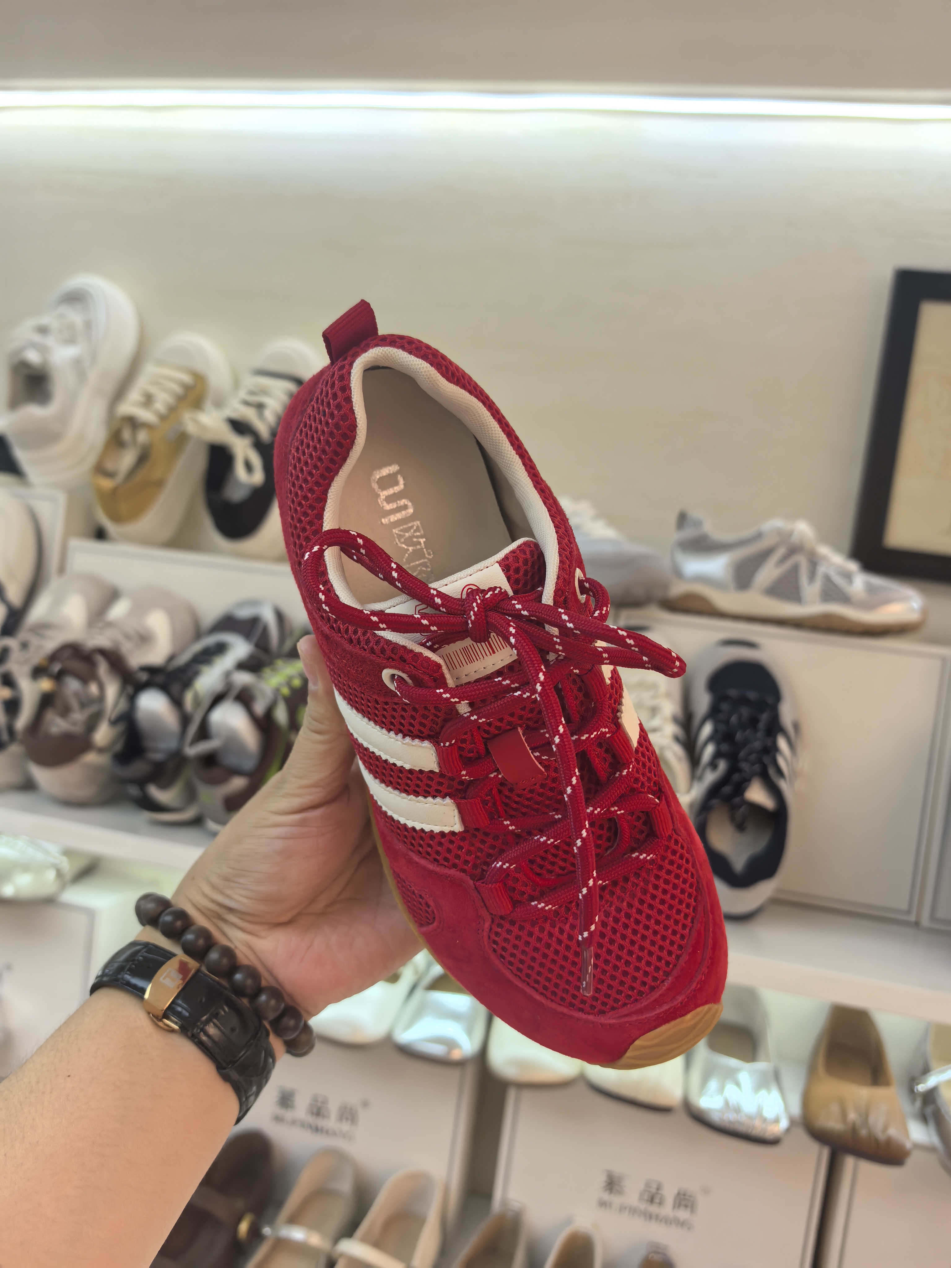 欧陌女鞋2025秋季新款时尚软底舒适百搭休闲复古德训鞋