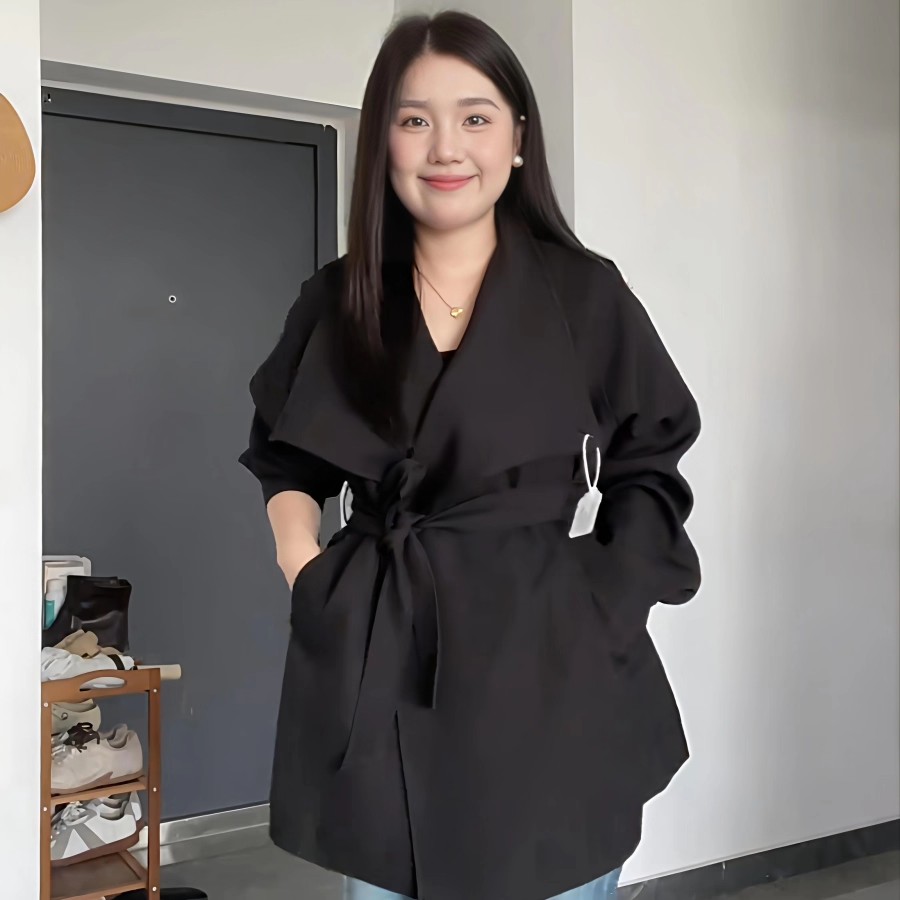 大码胖MM赫本风复古黑色绑带风衣外套秋季法式高级感收腰百搭大衣