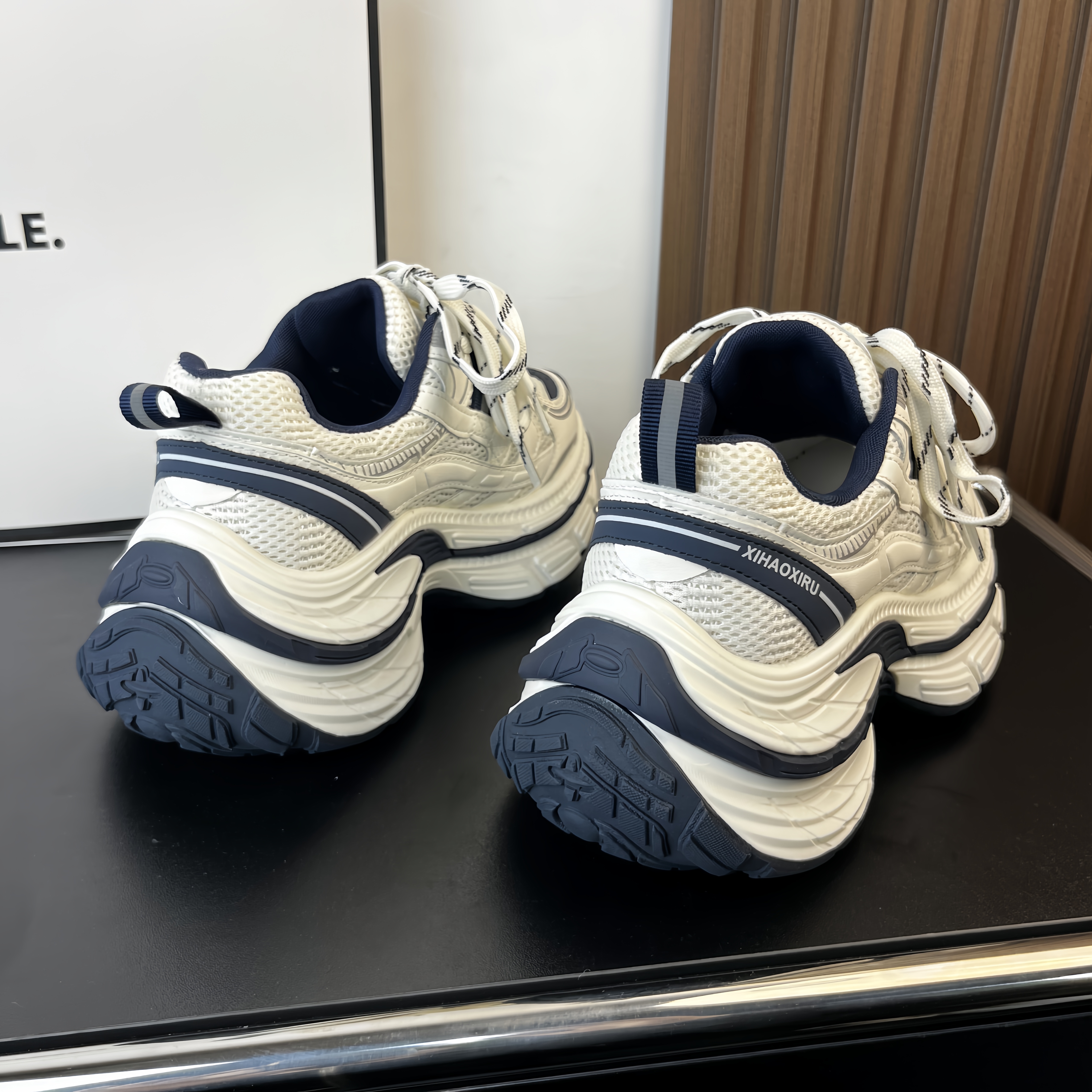 欧洲站2026春季时尚松糕底休闲厚底老爹鞋女增高运动鞋女潮鞋单鞋