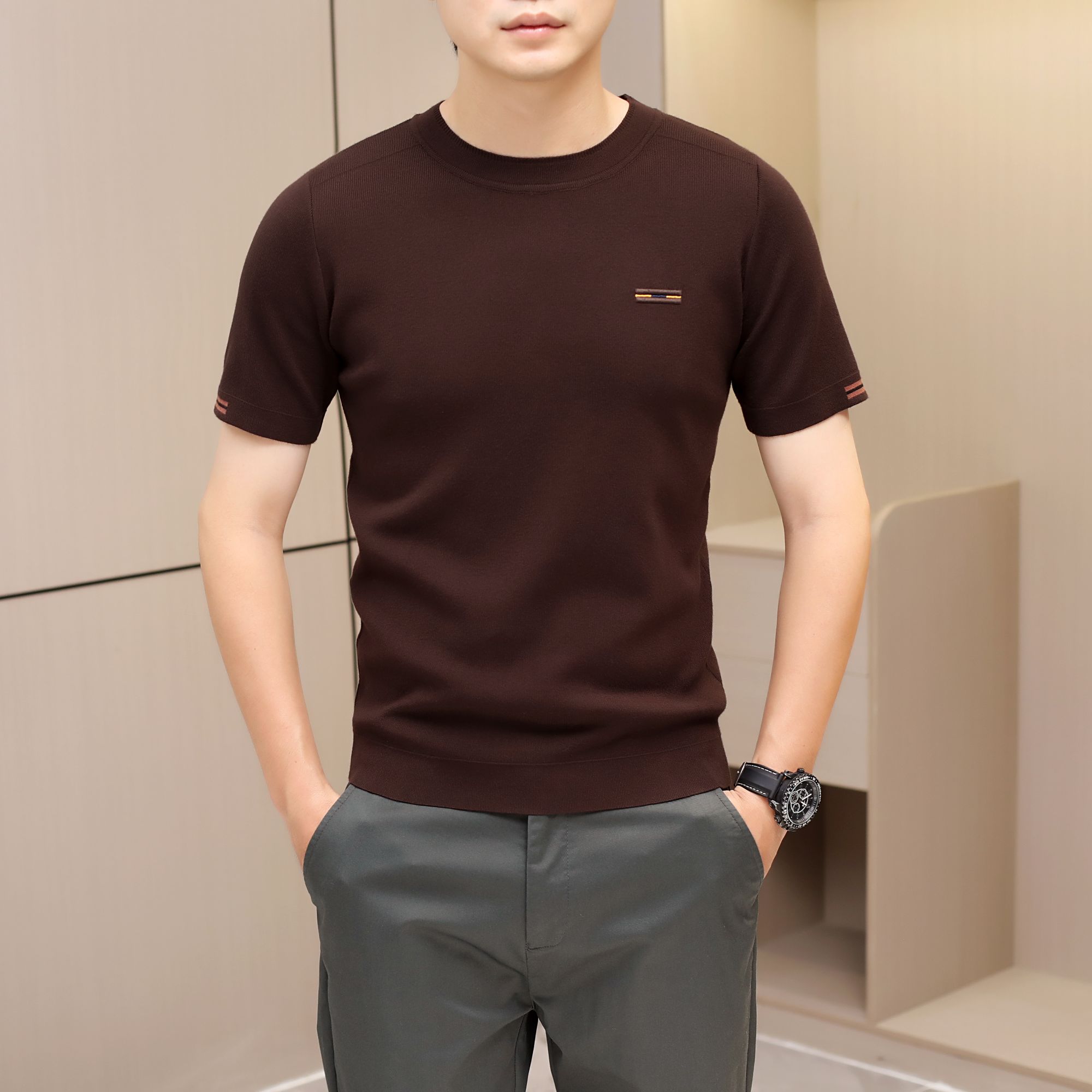 秋冬男士毛衣打底针织衫简约纯色高品质商务潮流圆领短袖毛衣修身