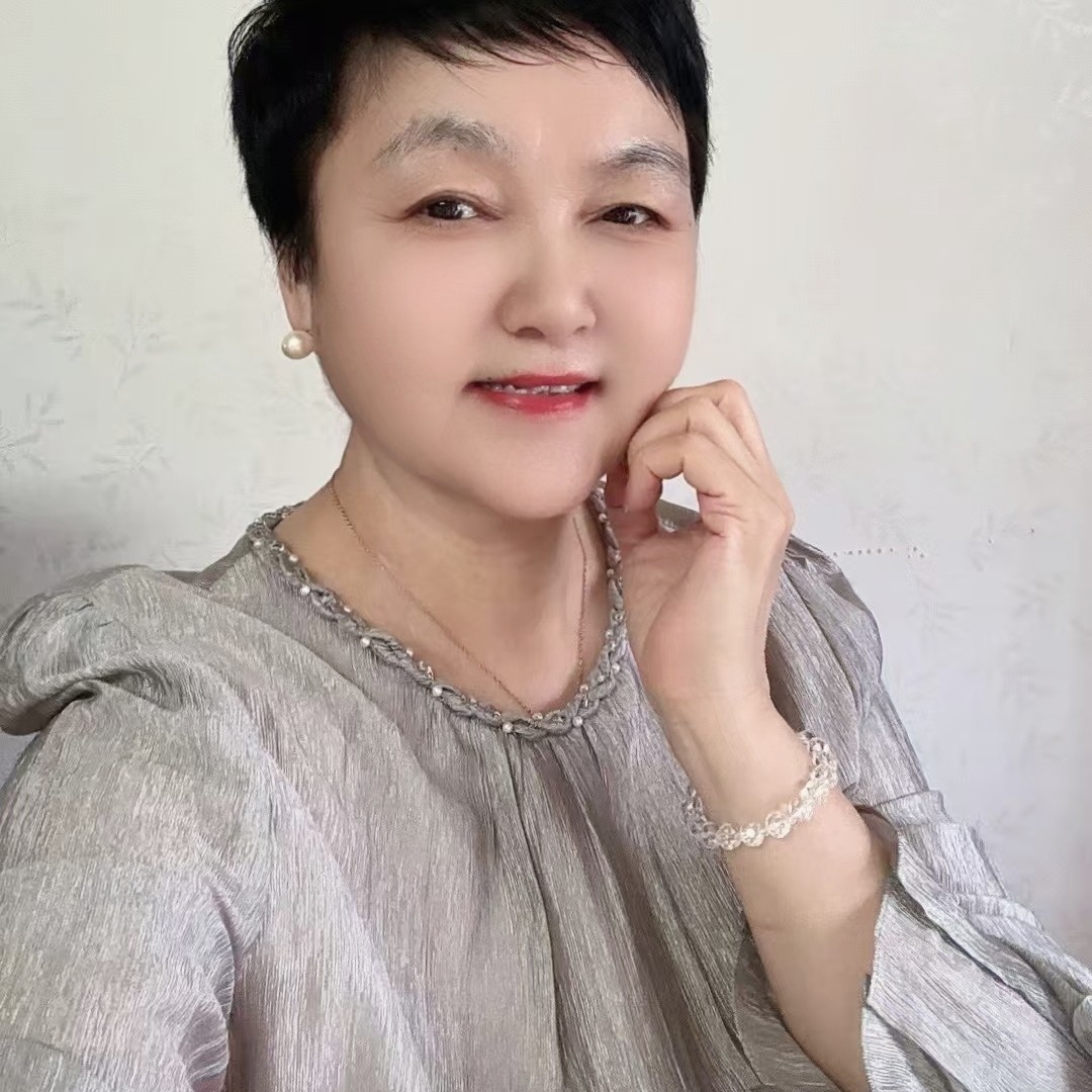 妱茗秋季新品高品质法式圆领钉珠衬衫时尚气质上衣
