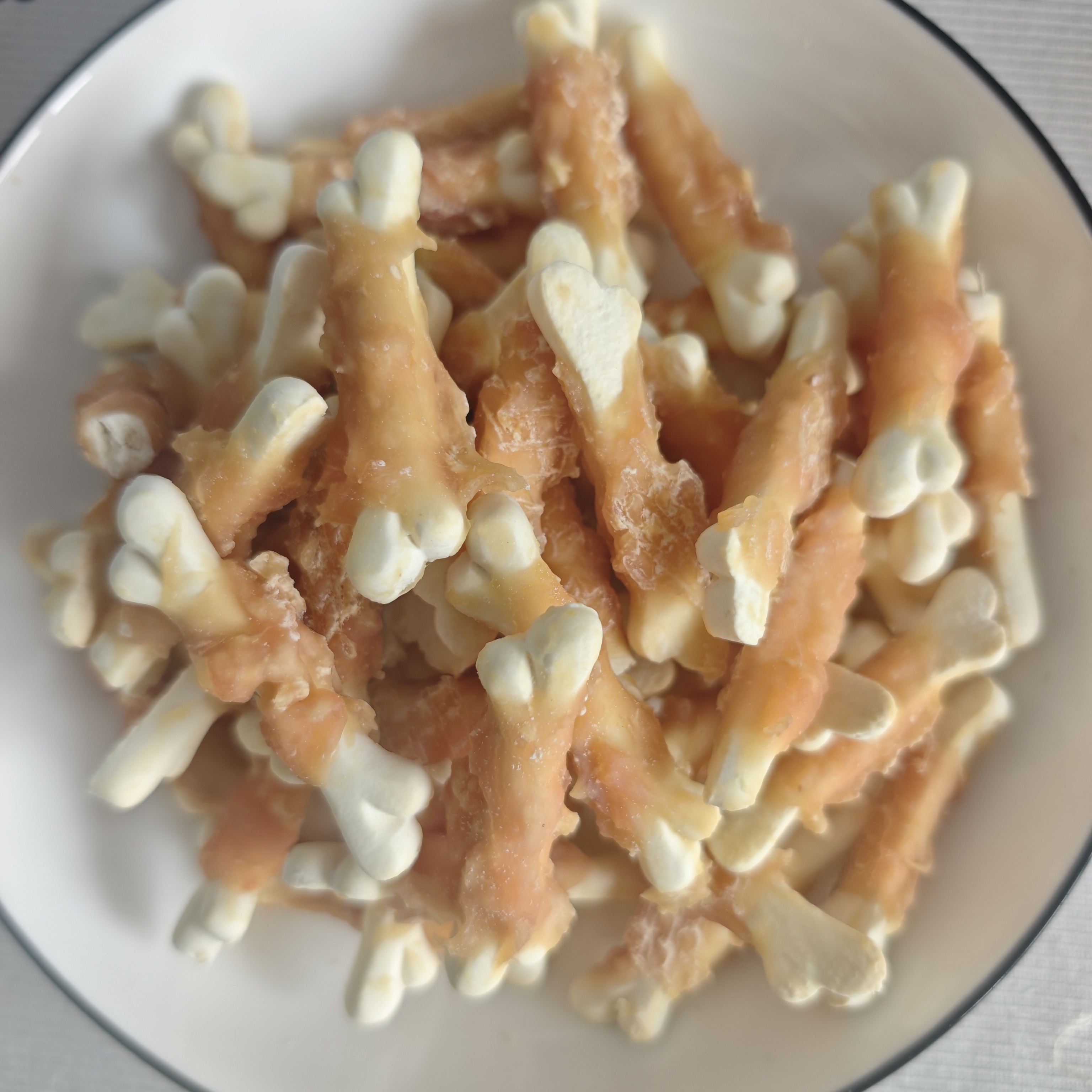 宠物零食·烘干鸡肉绕钙奶骨饼干补钙磨牙训犬奖励营养丰富