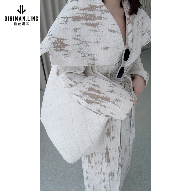 【迪丝嫚苓】杏色外套显瘦气质百搭舒适时尚小众优雅感原创秋冬保暖