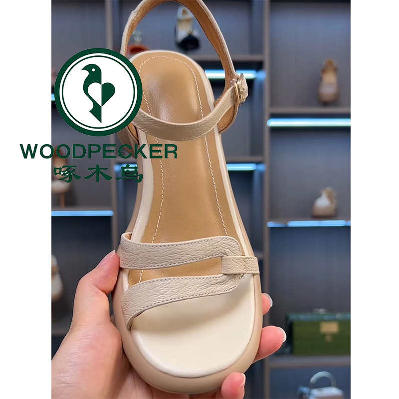 啄木鸟时尚粗跟2025法式简约气质凉鞋女夏百搭软底复古时尚凉鞋