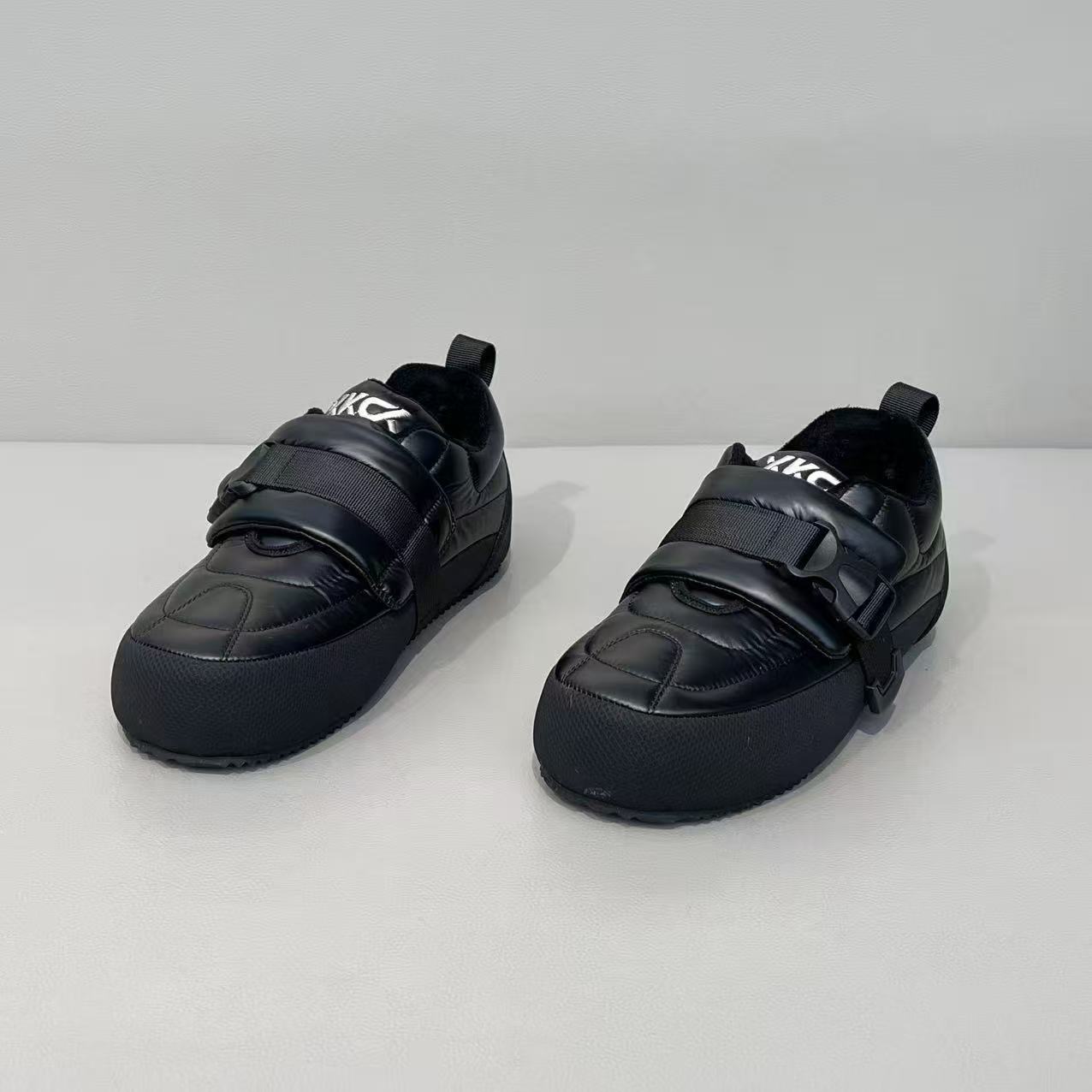 【标准码】新款布面棉鞋洋气休闲软底轻便个性百搭男款潮鞋