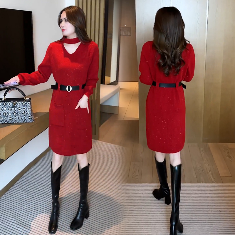 网红爆款时尚针织连衣裙女2025秋冬新款收腰显瘦中长款打底毛衣裙