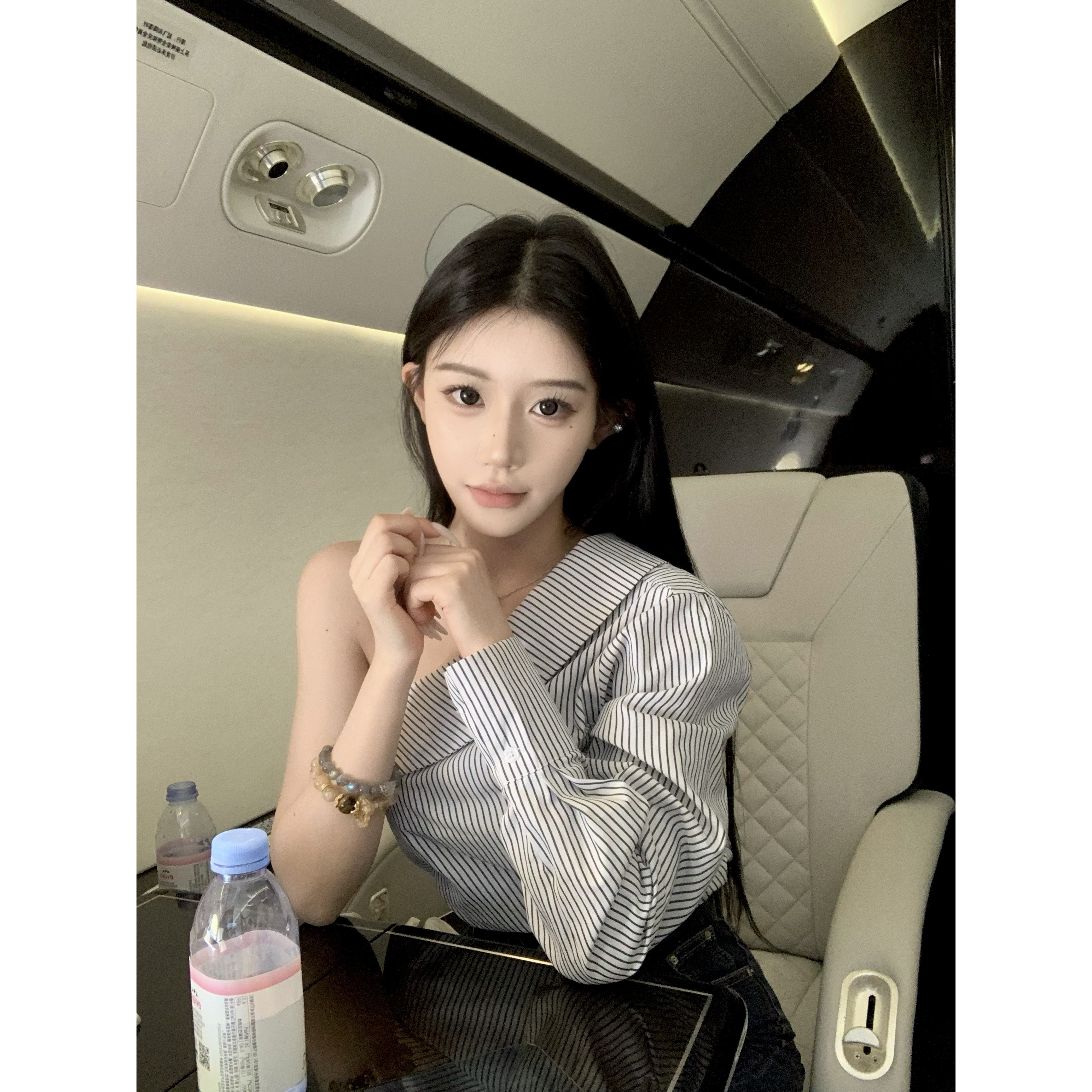 Pz【气质韩女】本期必入！私服！斜肩露肩条纹衬衫上衣