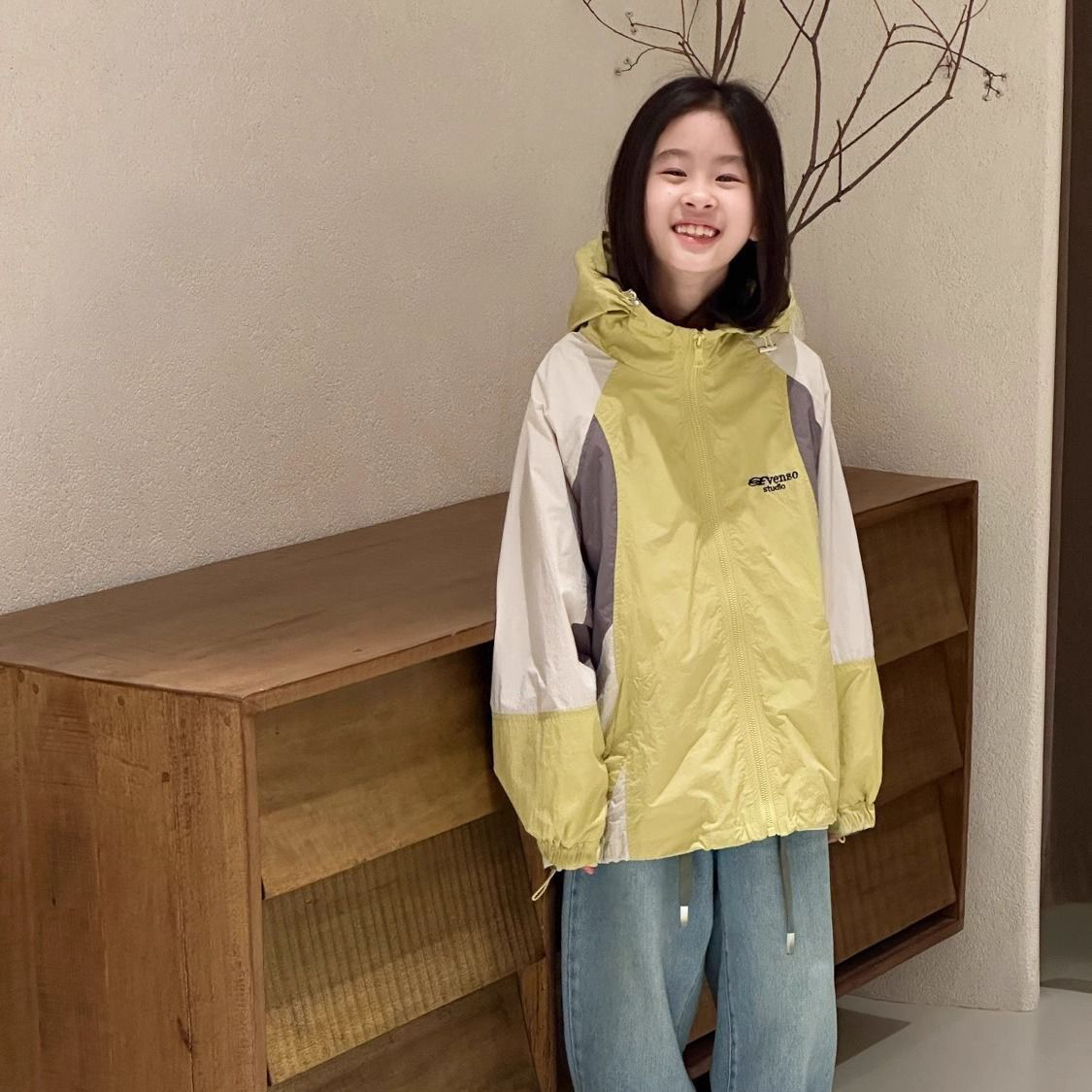 女童春秋装冲锋衣外套2025新款爆款时髦洋气女孩户外防晒衣高级感