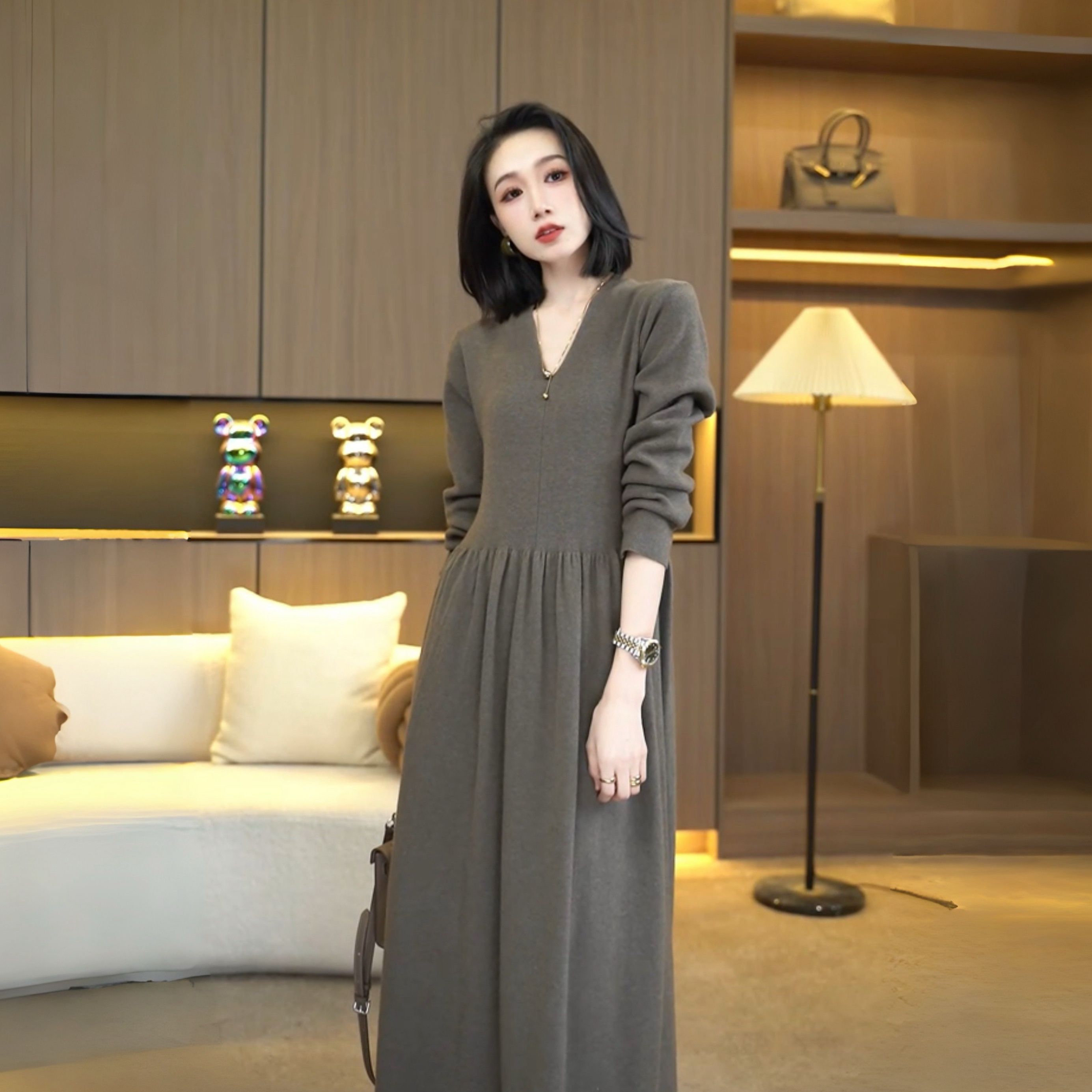 欧颍昇高级感简约V领针织显瘦百搭连衣裙高腰气质针织连衣裙7362