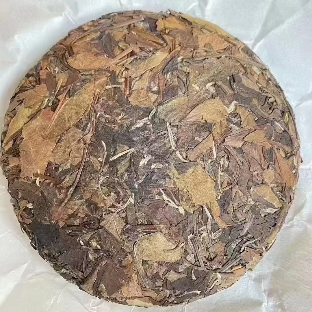 寿宁高海拔老白茶蜜香甜老白茶纯日晒枣香2018年老茶饼350g