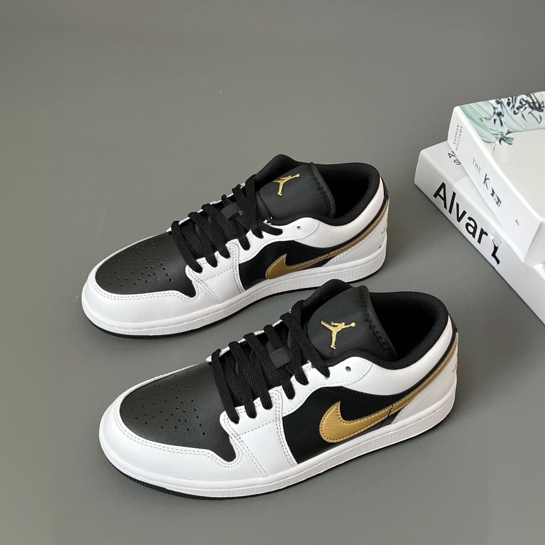 耐克男鞋Air 1Low AJ1男子低帮时尚耐磨防滑休闲板鞋男款官方正品