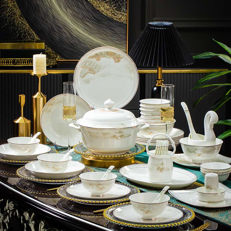 德国精工陶瓷餐具轻奢碗盘碟套装高温骨瓷餐具家用结婚乔迁礼品