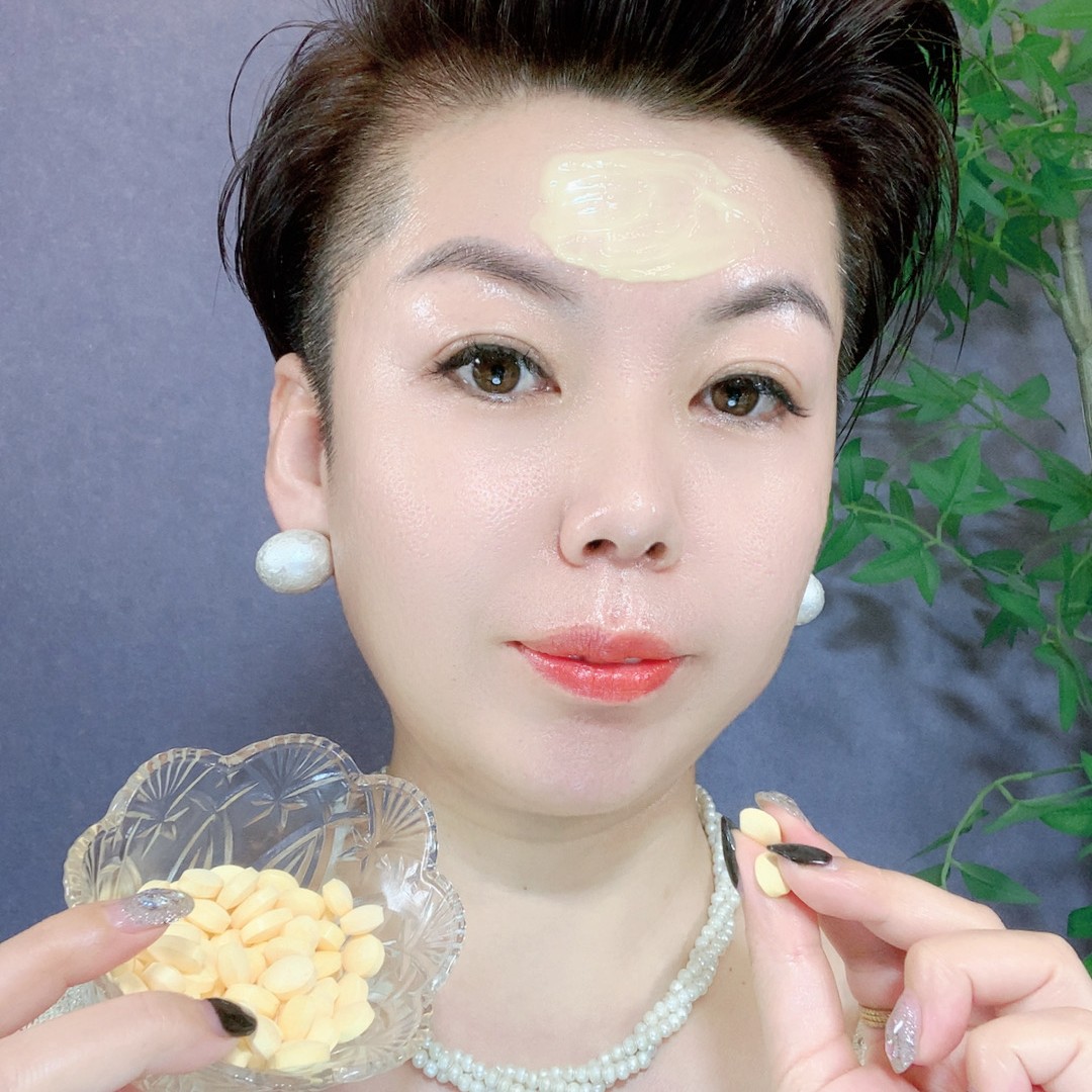 100片保鲜膜+碗刷+30粒生物酶+小红管