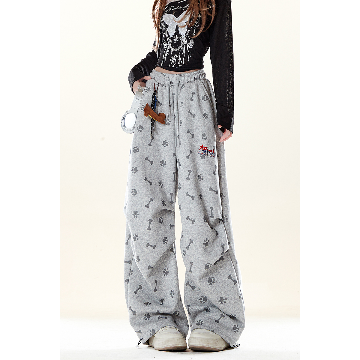 自然涩美式灰色印花运动卫裤女春秋季松弛感穿搭褶皱宽松休闲裤子