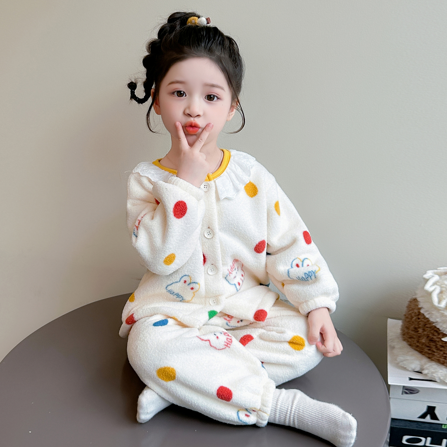 女童睡衣秋冬款珊瑚绒2025新款女孩宝宝加厚法兰绒儿童家居服套装