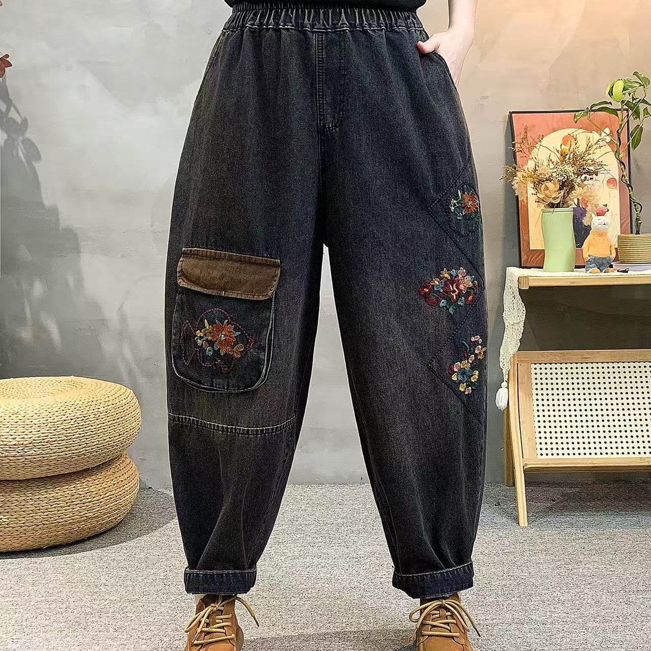 新款 9155（单款九分）炒色无弹黄兜盖刺绣软牛仔哈伦裤宽松高腰