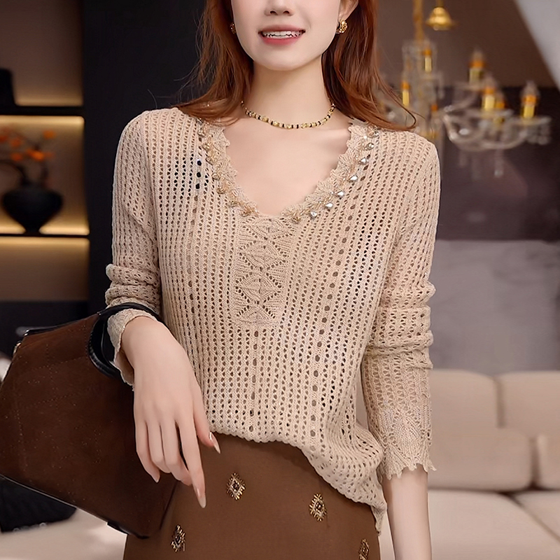 薄款镂空v领毛衣女2025秋季新款软糯宽松显瘦重工烫钻针织衫上衣